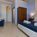 Bed & Breakfast Teatro Bellini 4*