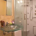 Bed & Breakfast Teatro Bellini 4*