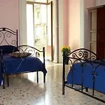 Bed & Breakfast Teatro Bellini 4*