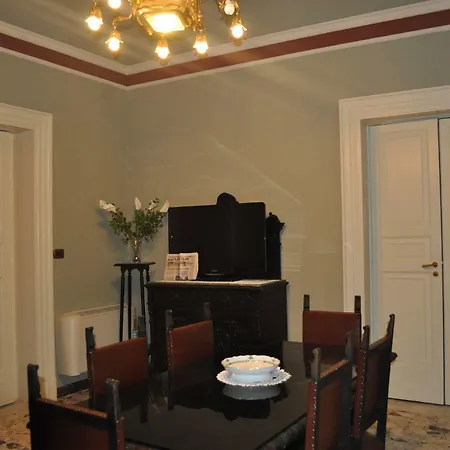 Teatro Bellini Bed & Breakfast 2*