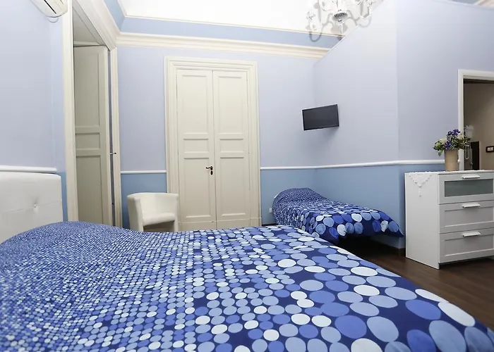 Teatro Bellini Bed & Breakfast 3*